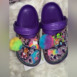 Customized crocs